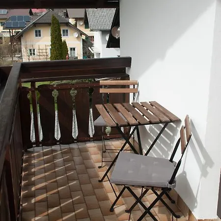 Piontek * אבנסי